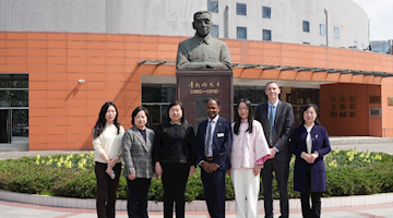 Vice Chancellor of Keele University and his team visited CDUTCM-KEELE Joint Health and Medical Sciences Institute